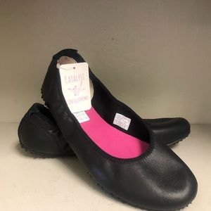 PLAE Black leather baller flat (NWOT). Size 11